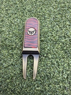 "TEST" divot tool